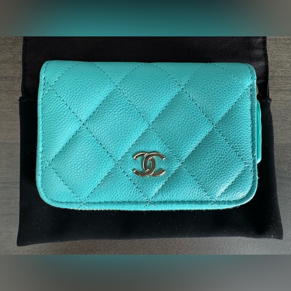 CHANEL Handbags - Chanel Classic Zipped Coin Purse in Turquoise - New